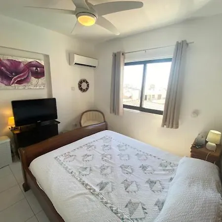 Apartment Kato Let - The Honey Pot Paphos
